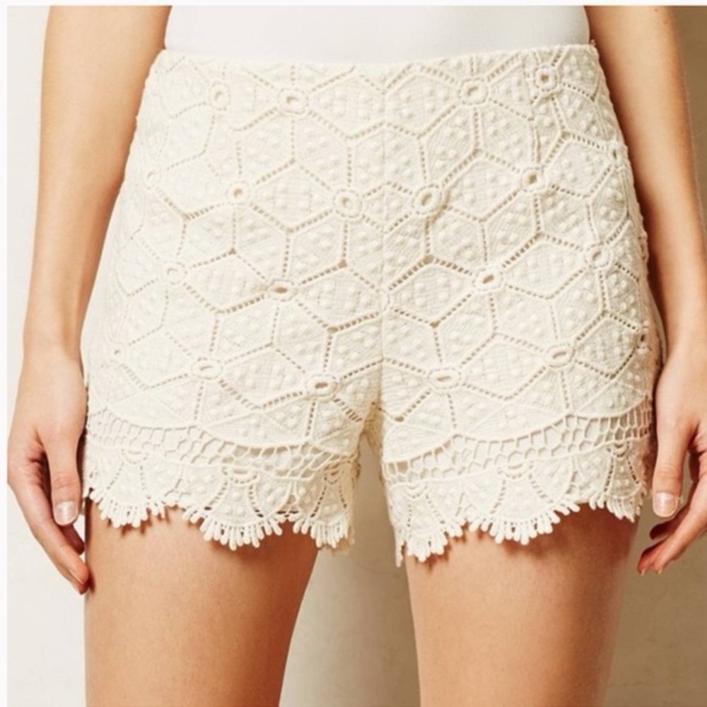 Dolce Vita High Waist Cream Lace Shorts with Side Zip Size 6